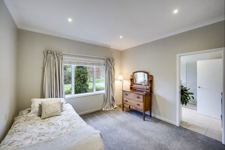 Photo of property in 254 Blackbarn Road, Havelock North, 4294