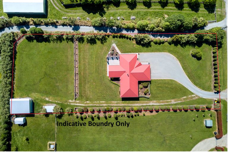 Photo of property in 27 Greig Street, Pleasant Point, 7903