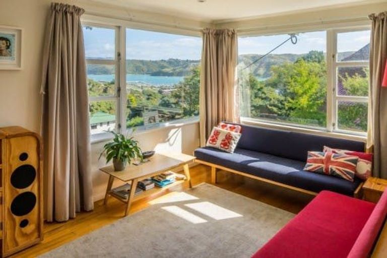 Photo of property in 26 Kiriwai Road, Paremata, Porirua, 5024