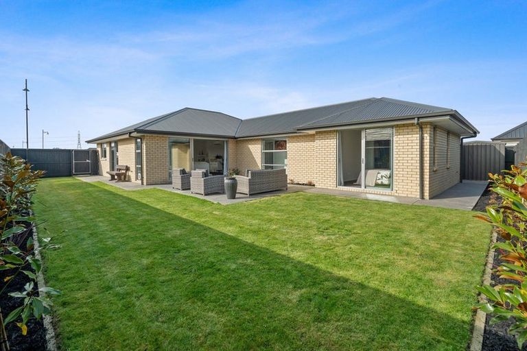 Photo of property in 76 Stationmasters Way, Prebbleton, 7604