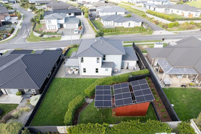 Photo of property in 10 Margaret Shields Avenue, Aotea, Porirua, 5024