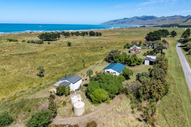 Photo of property in 212 Flat Point Road, Flat Point, Masterton, 5883