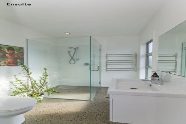 Photo of property in 42 Kent Avenue, Waitarere Beach, Levin, 5510