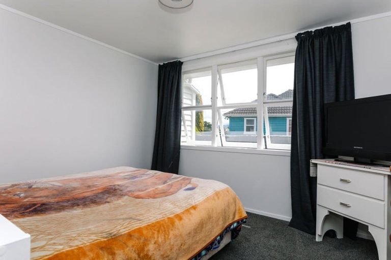 Photo of property in 17 Victor Street, Dannevirke, 4930
