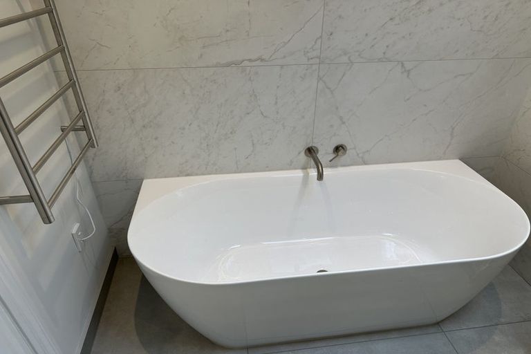 Photo of property in 163 Marine Parade, Seatoun, Wellington, 6022