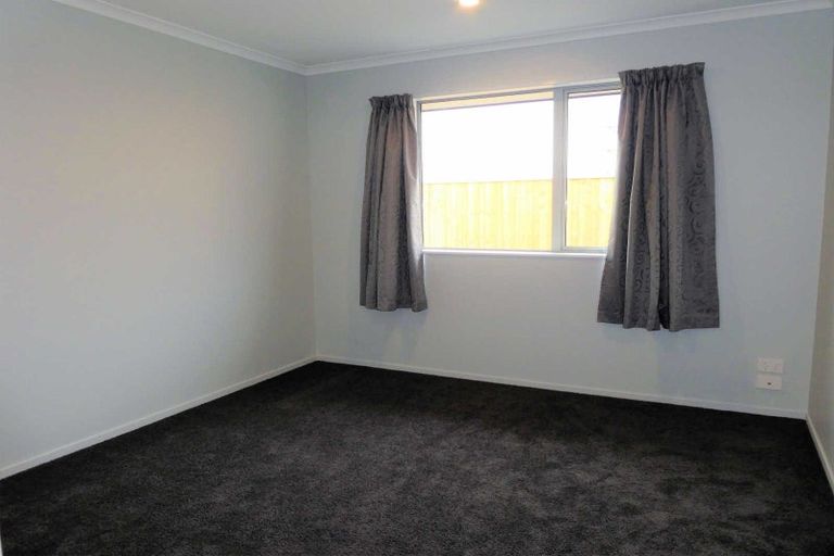 Photo of property in 18 Northmoor Boulevard, Rolleston, 7615