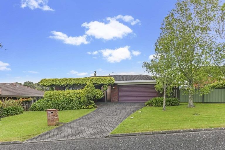 Photo of property in 6 Larkspur Court, The Gardens, Auckland, 2105