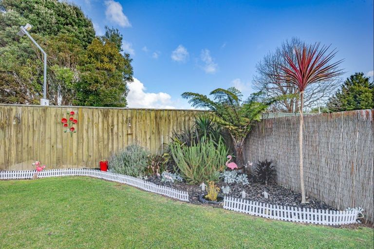 Photo of property in 670 Queen Street East, Levin, 5510