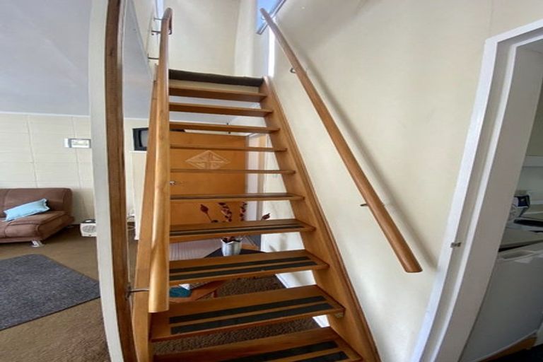 Photo of property in 49b Auckland Street, Picton, 7220