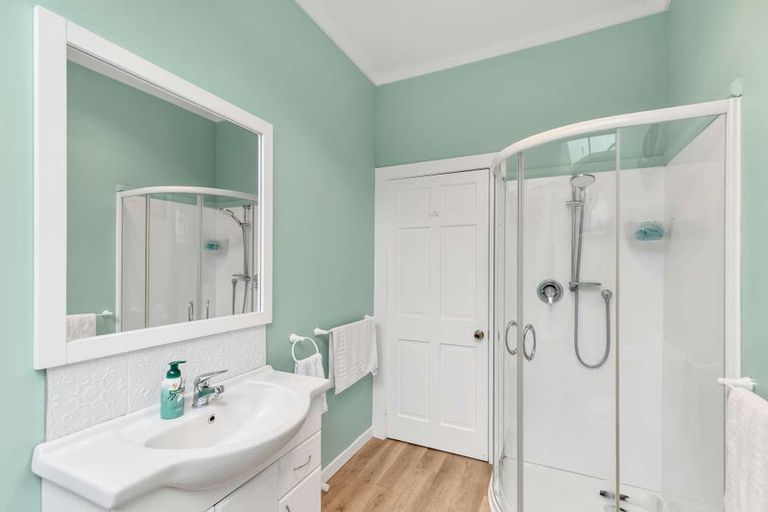 Photo of property in 13 Godwin Crescent, College Estate, Whanganui, 4500