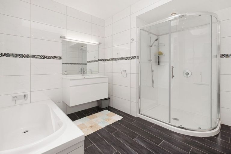 Photo of property in 48 Samwell Drive, Whitby, Porirua, 5024