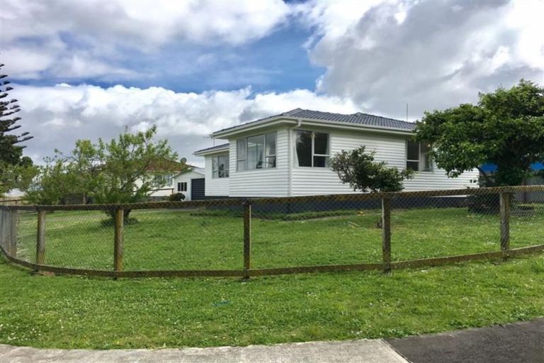 Photo of property in 50 Addington Avenue, Manurewa, Auckland, 2102