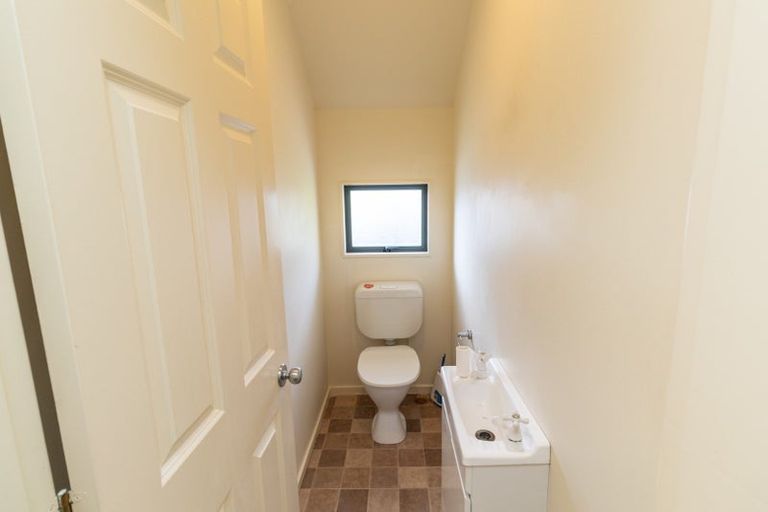 Photo of property in 43 Amesbury Drive, Churton Park, Wellington, 6037