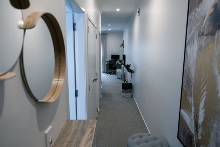 Photo of property in 6 Contact Lane, Hobsonville, Auckland, 0616