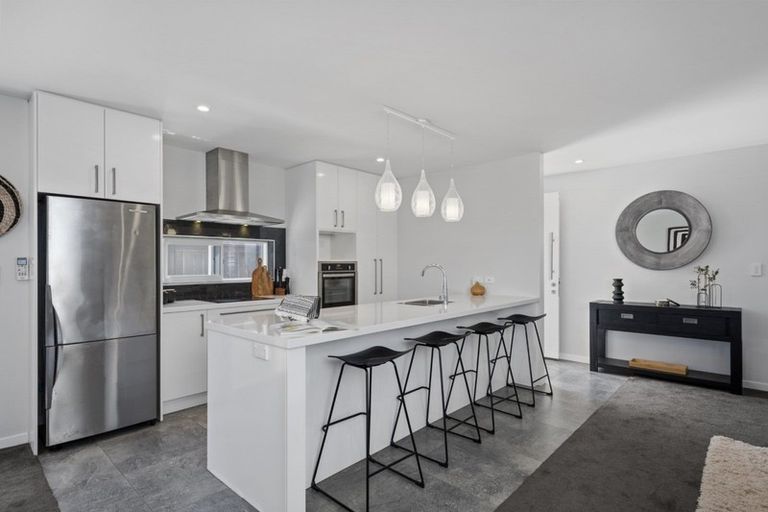 Photo of property in 10 Kanono Close, Papamoa Beach, Papamoa, 3118