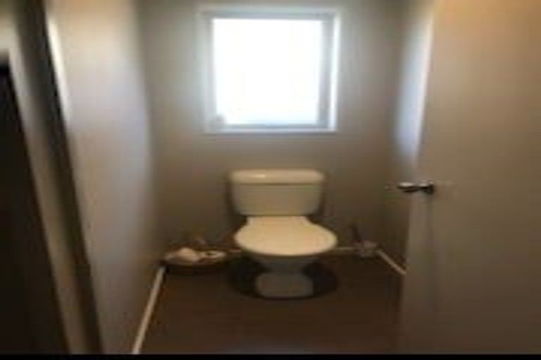 Photo of property in 9 Amoka Crescent, Parklands, Christchurch, 8083