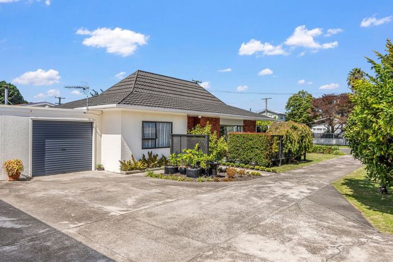 Photo of property in 277 Aberdeen Road, Gisborne, 4010