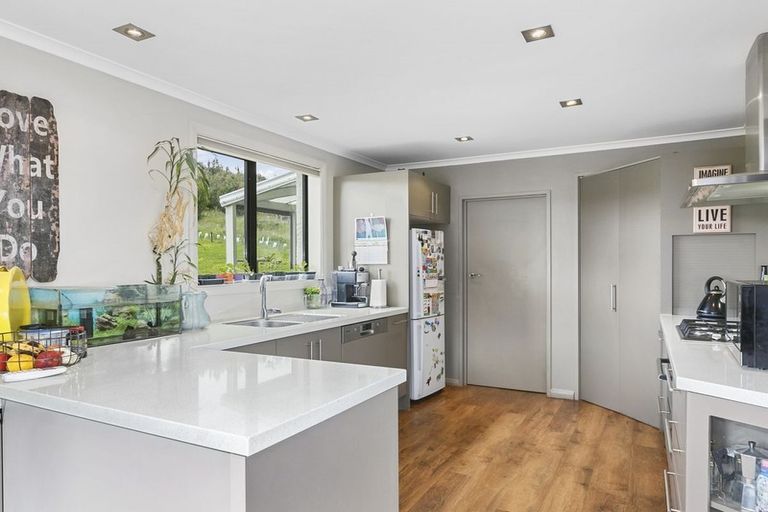 Photo of property in 27 Church Hill Road, Green Island, Dunedin, 9018