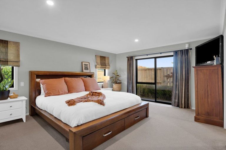 Photo of property in 7 Whitney Place, Rototuna North, Hamilton, 3210