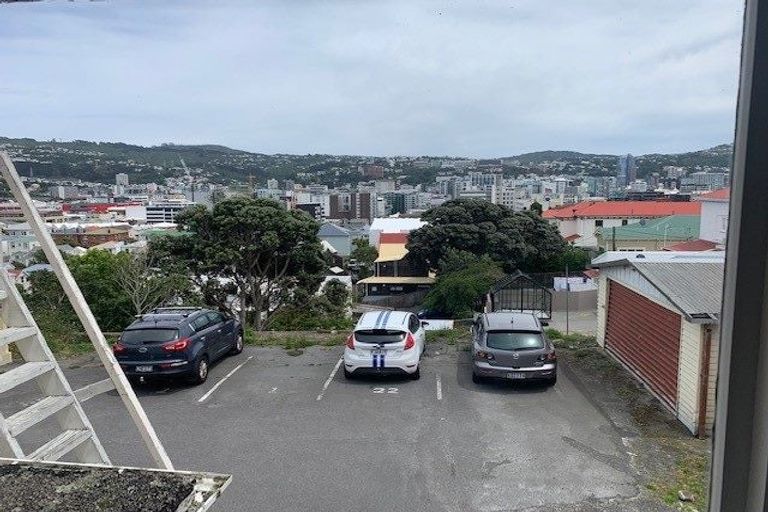 Photo of property in 1/24 Austin Street, Mount Victoria, Wellington, 6011