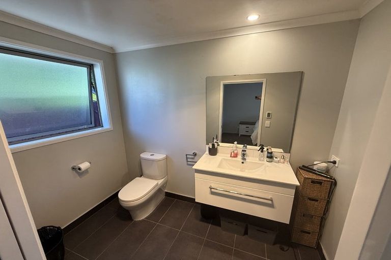 Photo of property in 27 Reeves Road, Opawa, Christchurch, 8023