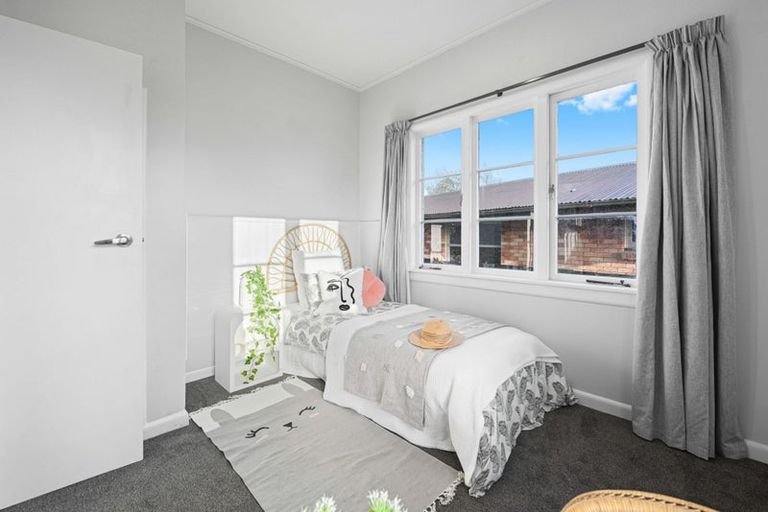 Photo of property in 120 Rifle Range Road, Dinsdale, Hamilton, 3204