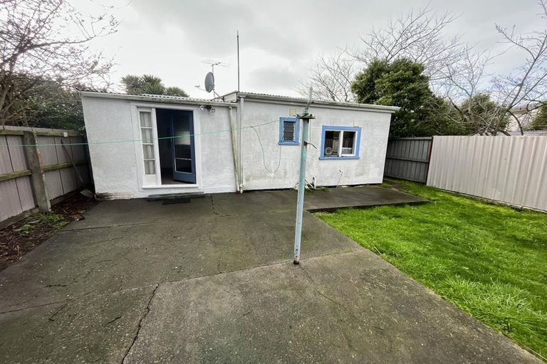 Photo of property in 388 Keyes Road, New Brighton, Christchurch, 8083