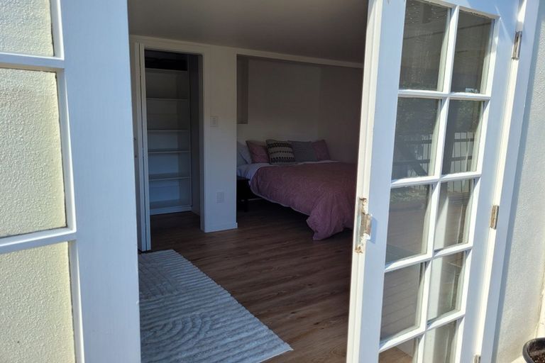 Photo of property in 13 Oku Street, Island Bay, Wellington, 6023