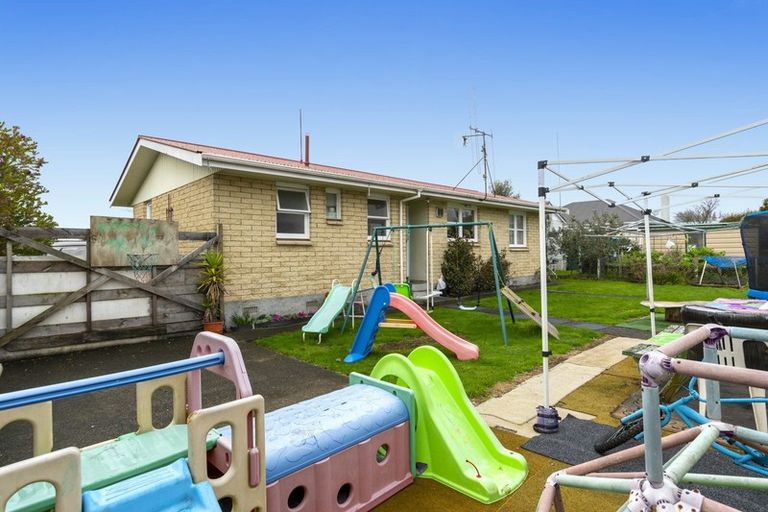 Photo of property in 22 Emmett Street, Greerton, Tauranga, 3112