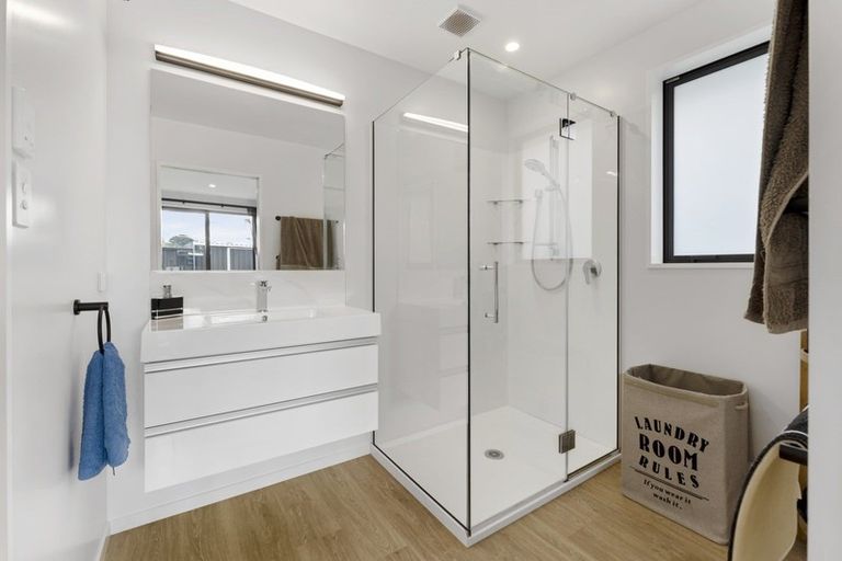 Photo of property in 39 Tara Crescent, Woodend, 7610