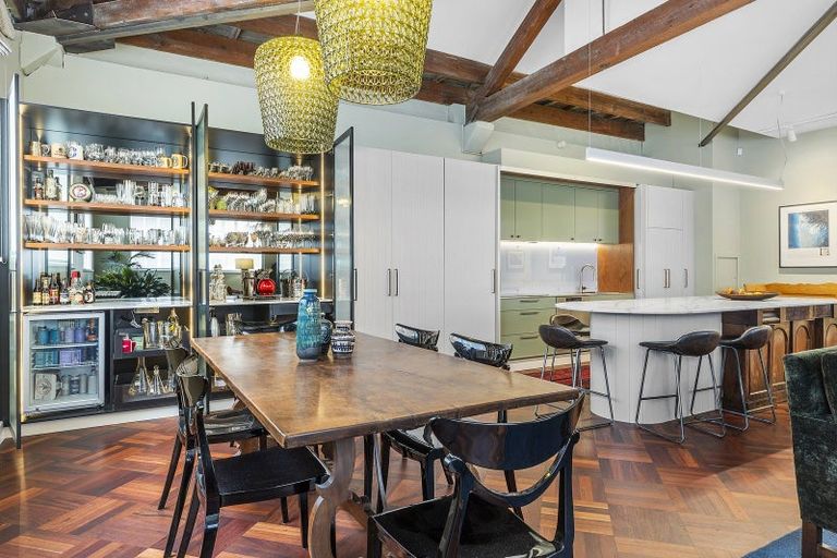 Photo of property in 2/66 Ghuznee Street, Te Aro, Wellington, 6011