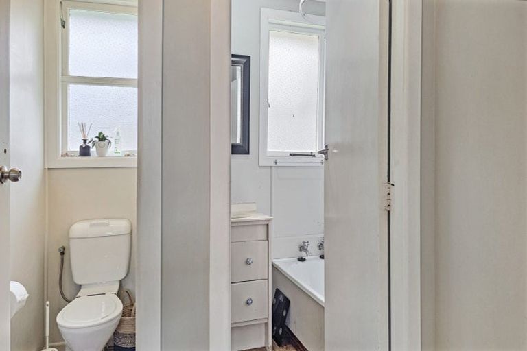 Photo of property in 103b Mount View Drive, Mangakakahi, Rotorua, 3015