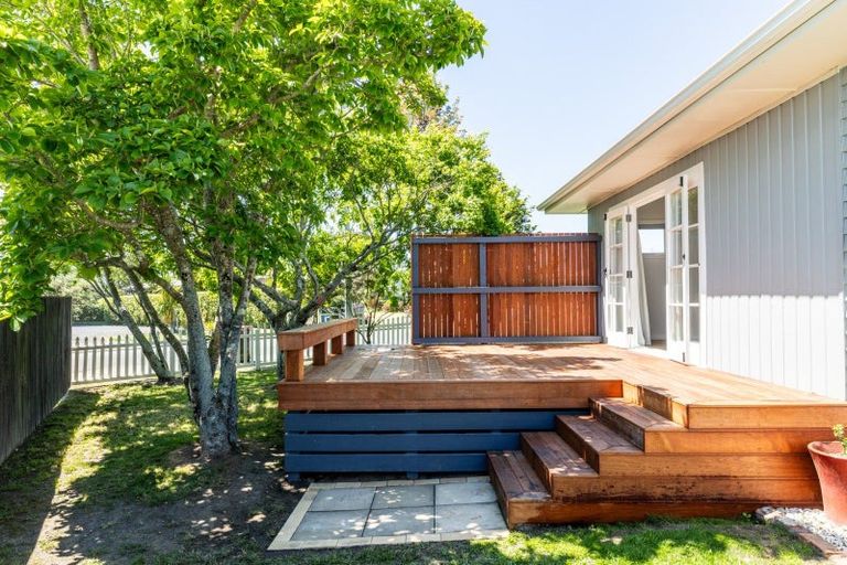 Photo of property in 3 Goddard Lane, Havelock North, 4130