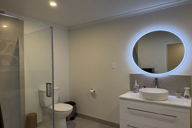 Photo of property in 33 Bristol Freighter Road, Hobsonville, Auckland, 0616