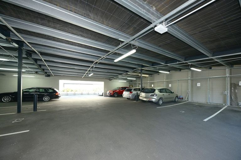 Photo of property in 1/50 Kilmore Street, Christchurch Central, Christchurch, 8013