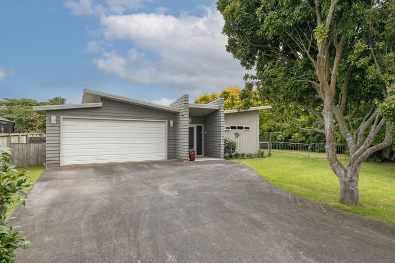 Photo of property in 2 Benner Drive, Ngatea, 3503