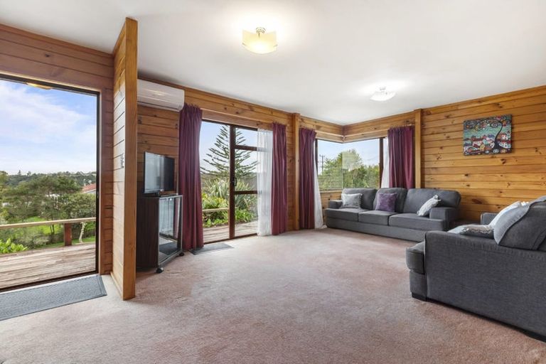 Photo of property in 2/96 Verbena Road, Birkdale, Auckland, 0626