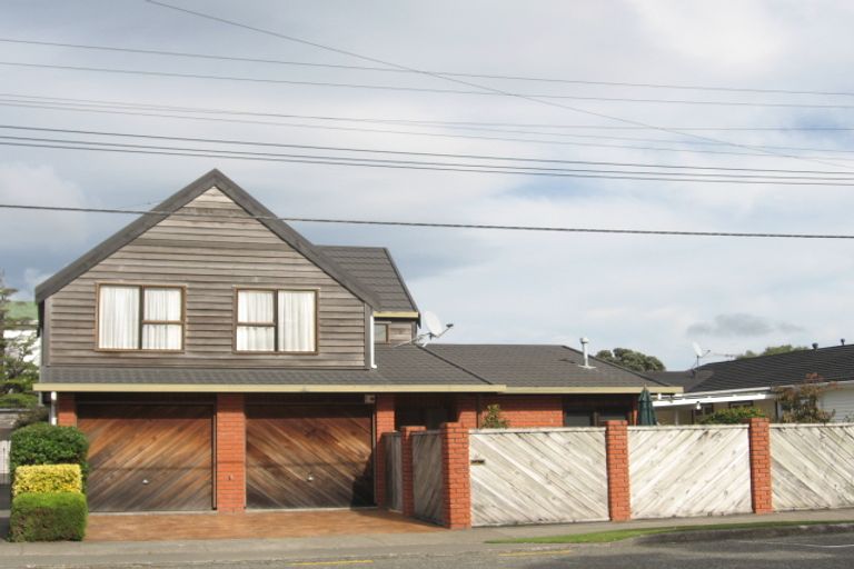 Photo of property in 6a Copeland Street, Hutt Central, Lower Hutt, 5011
