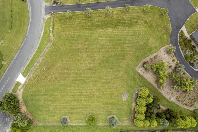 Photo of property in 85 Ohau Terrace, Ohau, 5570