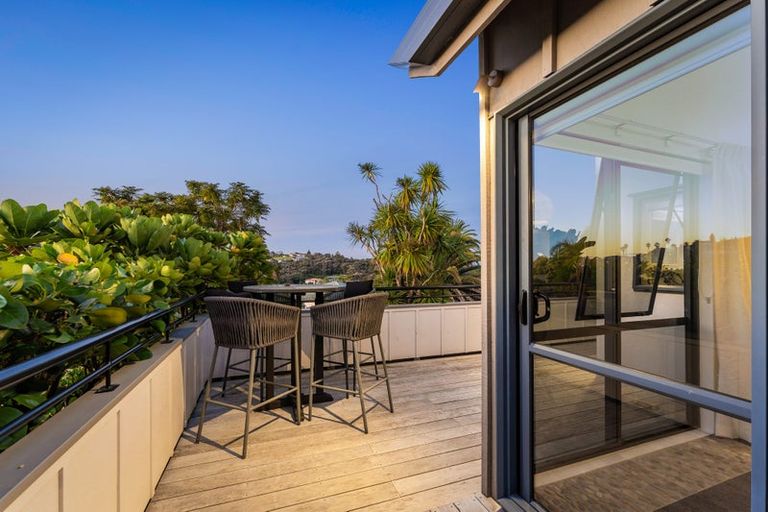 Photo of property in 18 Palm Cove, Arkles Bay, Whangaparaoa, 0932