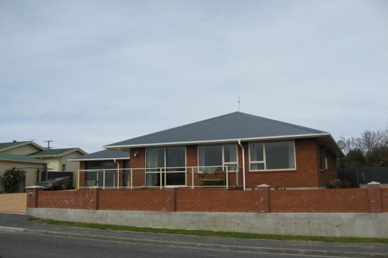 Photo of property in 3 Hastings Street, Kaikoura, 7300