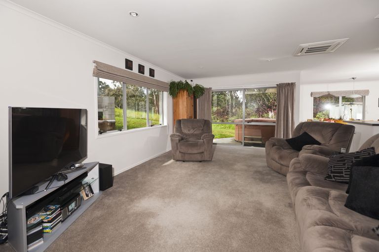 Photo of property in 20 Madison Place, Morningside, Whangarei, 0110