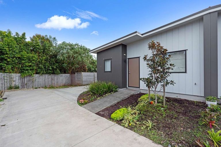 Photo of property in 23a Ventura Street, Mangere, Auckland, 2022