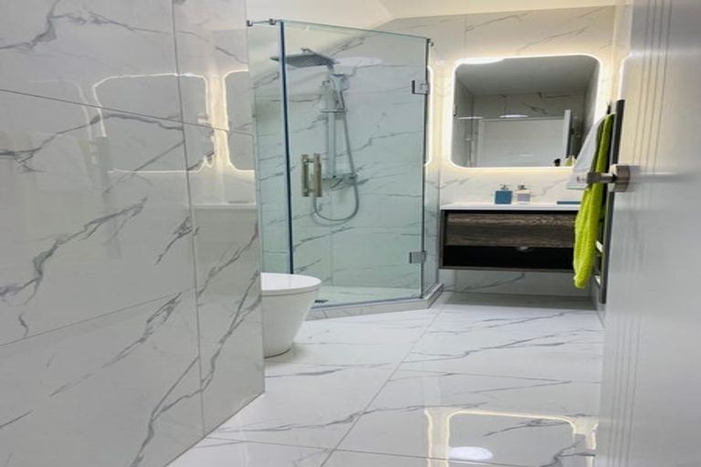 Photo of property in 147a Rathgar Road, Henderson, Auckland, 0610