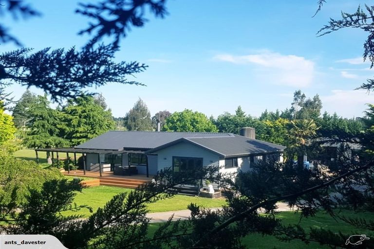 Photo of property in 327 Thwaites Road, Hororata, Darfield, 7572