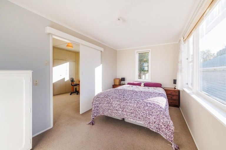 Photo of property in 2 Signal Street, Marton, 4710