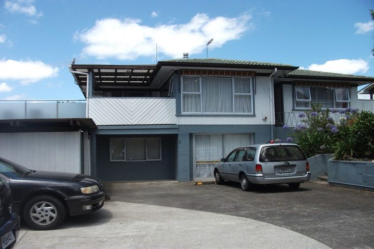 Photo of property in 116 Gossamer Drive, Pakuranga Heights, Auckland, 2010