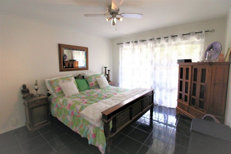 Photo of property in 137 The Fairway, Matarangi, Whitianga, 3592