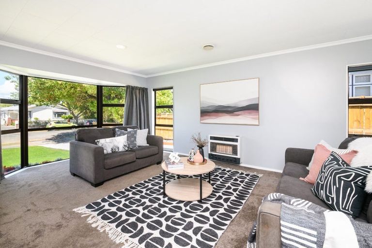 Photo of property in 69 Florence Avenue, Palmerston North, 4414