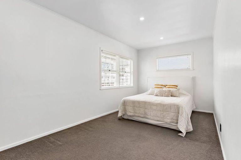 Photo of property in 2 Havelock Avenue, Forrest Hill, Auckland, 0620